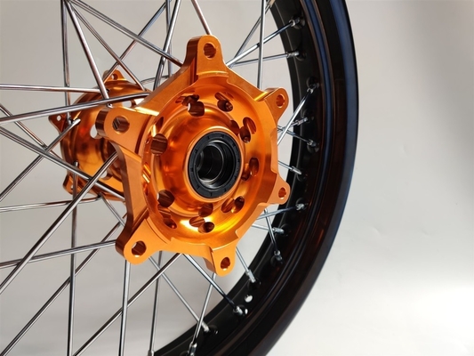 2.50-17 et 3.00x17 pouces roues en spokes en alliage de moto pour SX250 Design personnalisé