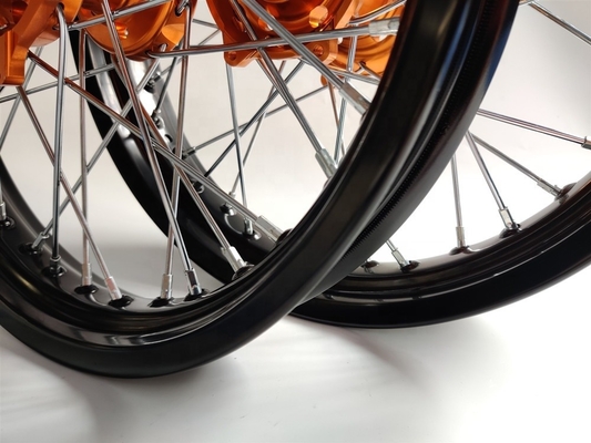 2.50-17 et 3.00x17 pouces roues en spokes en alliage de moto pour SX250 Design personnalisé